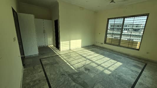 1.5 Kanal House Upper Portion Available Brand New Beautiful With Gass Available Luxury Modern Designer Stylish