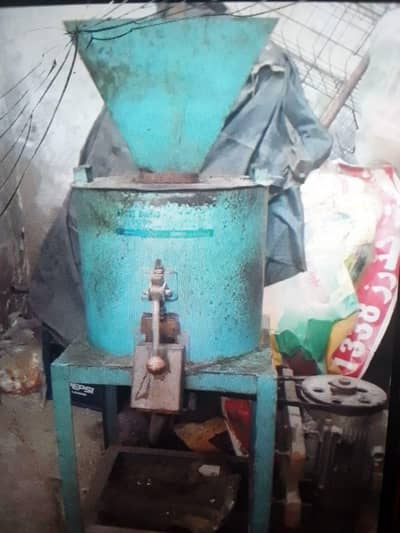 chilli crush machine