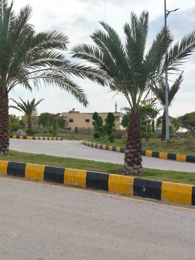 Commercial Plot Available For Sale In DHA Phase 7