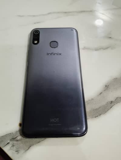 Infinix Hot 8