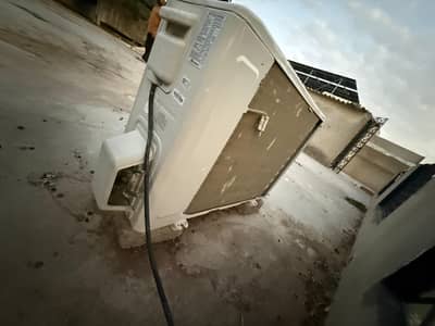 Dawlance Ac inverter best condition