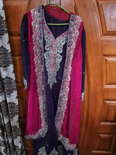 Wedding Dress just like new only 2 times worn