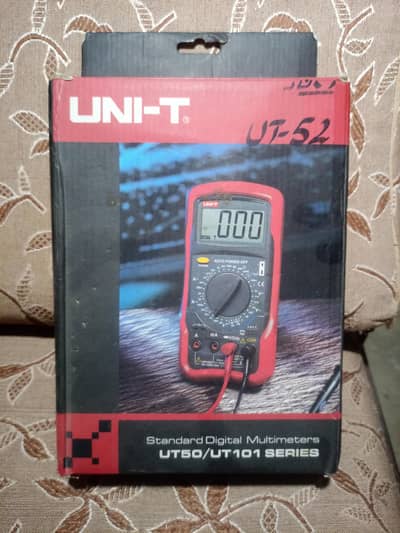 UNI-T UT52 Digital Multimeter - Brand New Condition