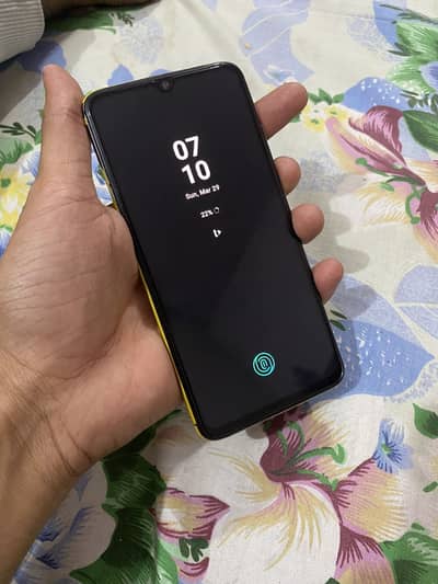 One plus 7 (fingerprint in Display)