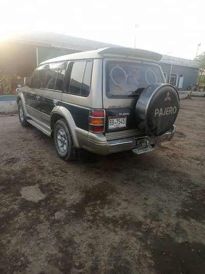 Mitsubishi pajero for sale Only contact serious buyers