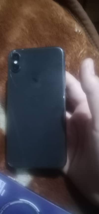 I phonex.  ha koi masla nahi  ha ya ma khod use karta ho