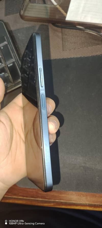 Vivo Y19s dual SIM 4/128 GB sale for urgent basis