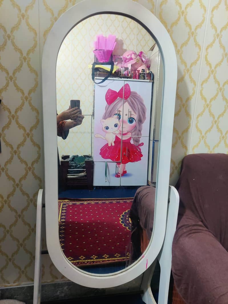 standing mirror vertical shape 0