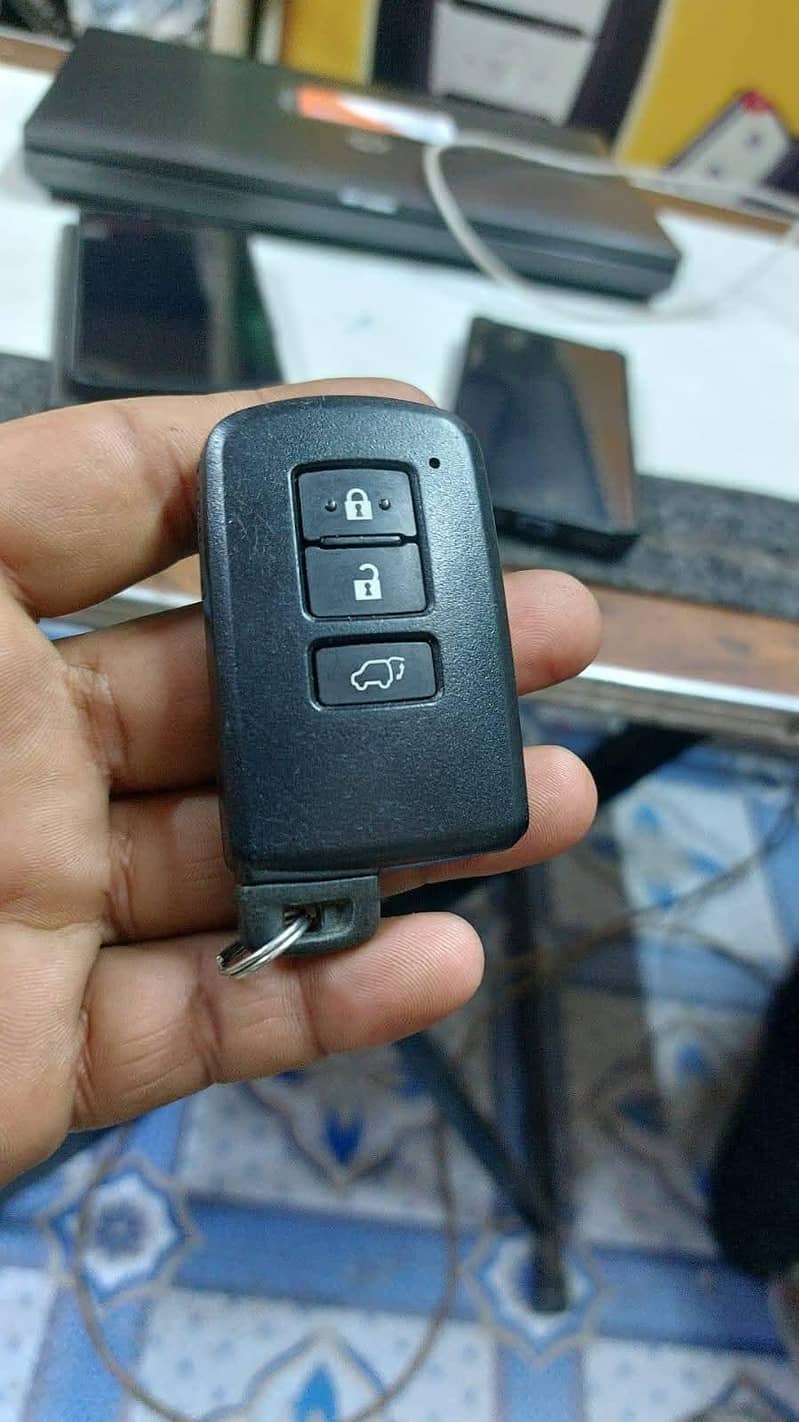 key maker/Locksmith/car remote key programming 8