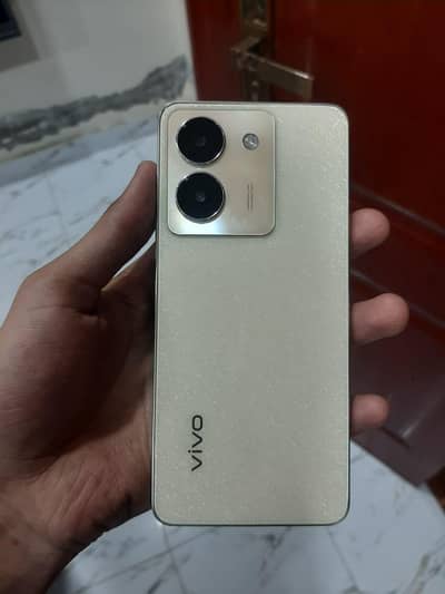 Vivo y36 with box and orignal charger