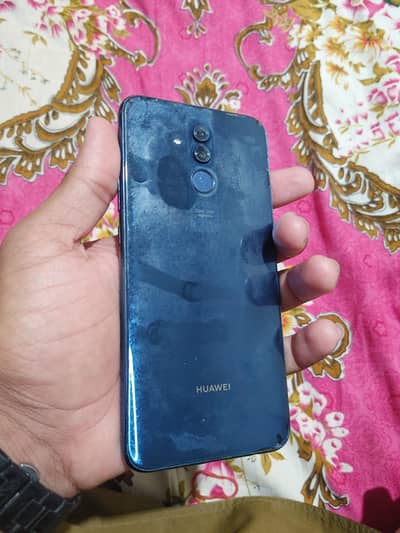 Huawei mate 20 lite wats app 03279799291