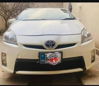 Pearl white 2011 Prius  back fender sprayed 2014 register
