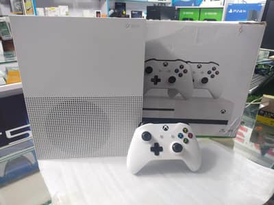 xbox one s 1 tb with 10 games and 2 genuine wireless controllers