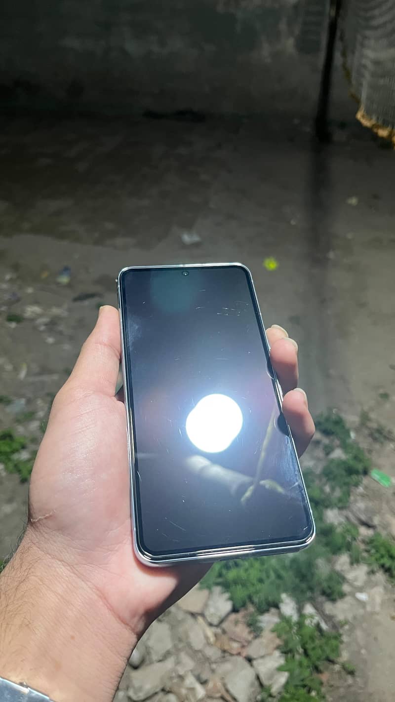 Google pixel 8 pro 4