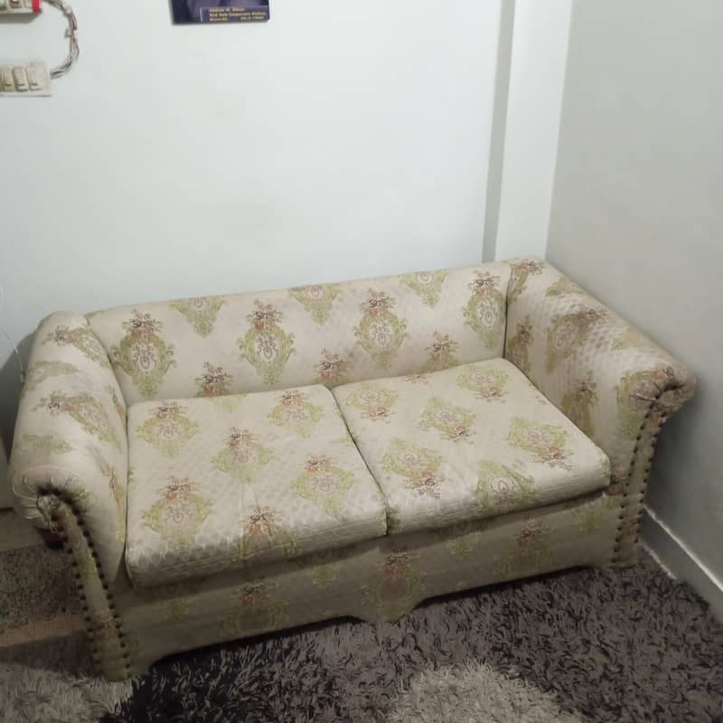 Furniture 0