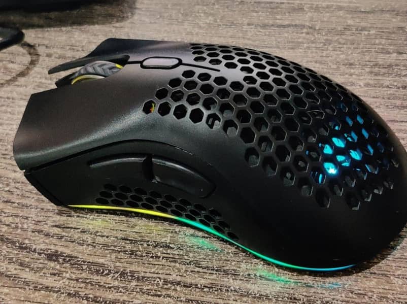 Wireless Gaming Mouse 0
