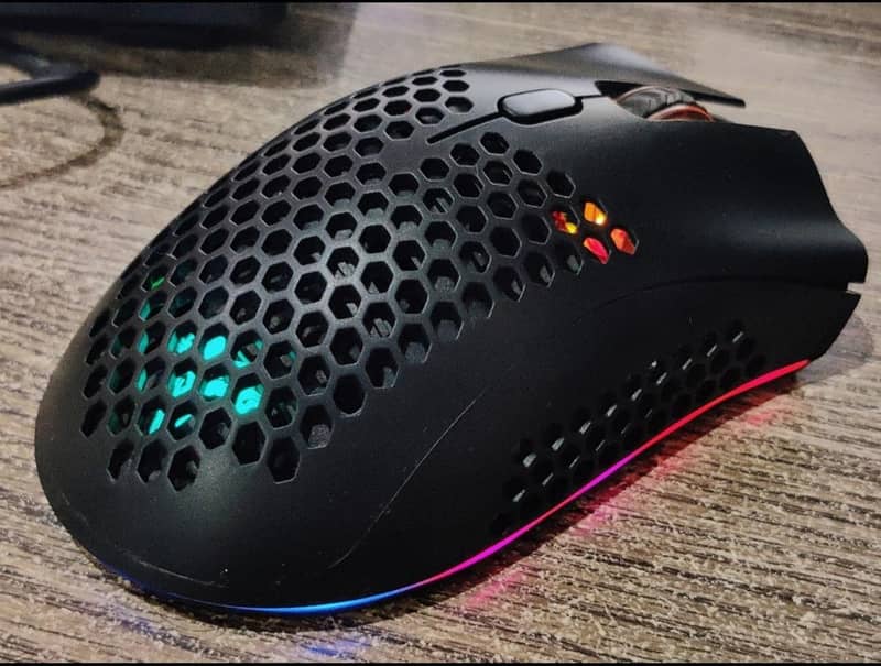 Wireless Gaming Mouse 1