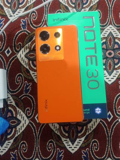 Infinix Note 30. . 256 GB. 10/10