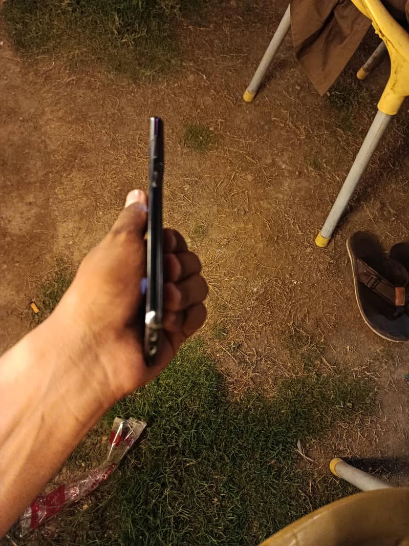 8/128 condition 9/10 2