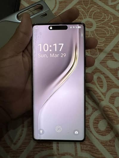 selling my Techno Camon phone