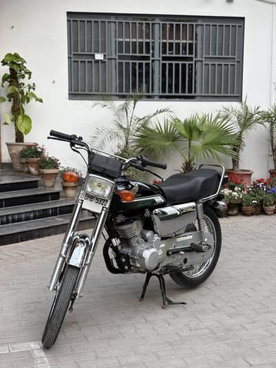 Honda CG 125 Special Edition 2023 – Self Start – 5 gears –