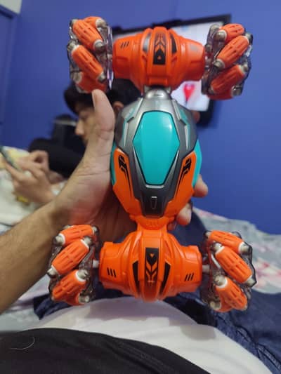 360° Stunt Car Hand controllable