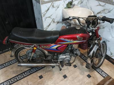Honda cd70 2005 Model