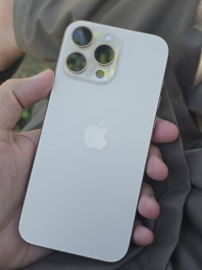 iPhone 16 Pro Max (non PTA factory unlocked)