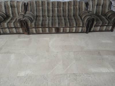 5 SEATER SOFA SET WITH COVERS FOR SALE