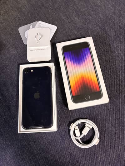 iPhone SE 2022 Under Warranty 128 Non