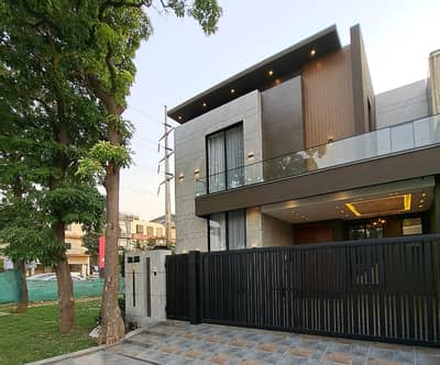 Luxurious 10 Marla Brand New Modern House For Sale In DHA Phase 4 - 100% Original Pics