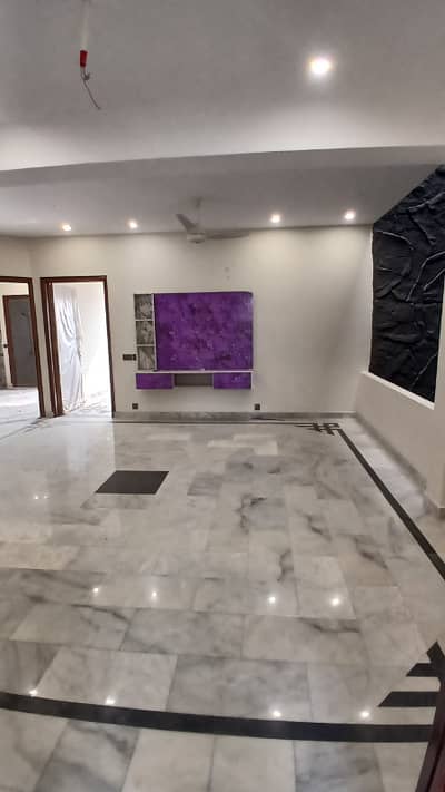 10 Marla Brand New Upper Portion Available For Rent Ideal Location