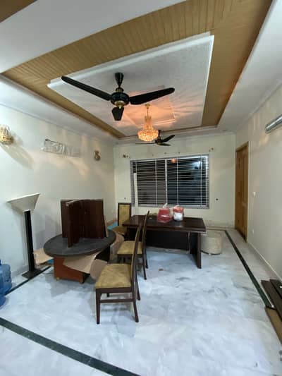 10 Marla Ground Floor With All Basic Necessities