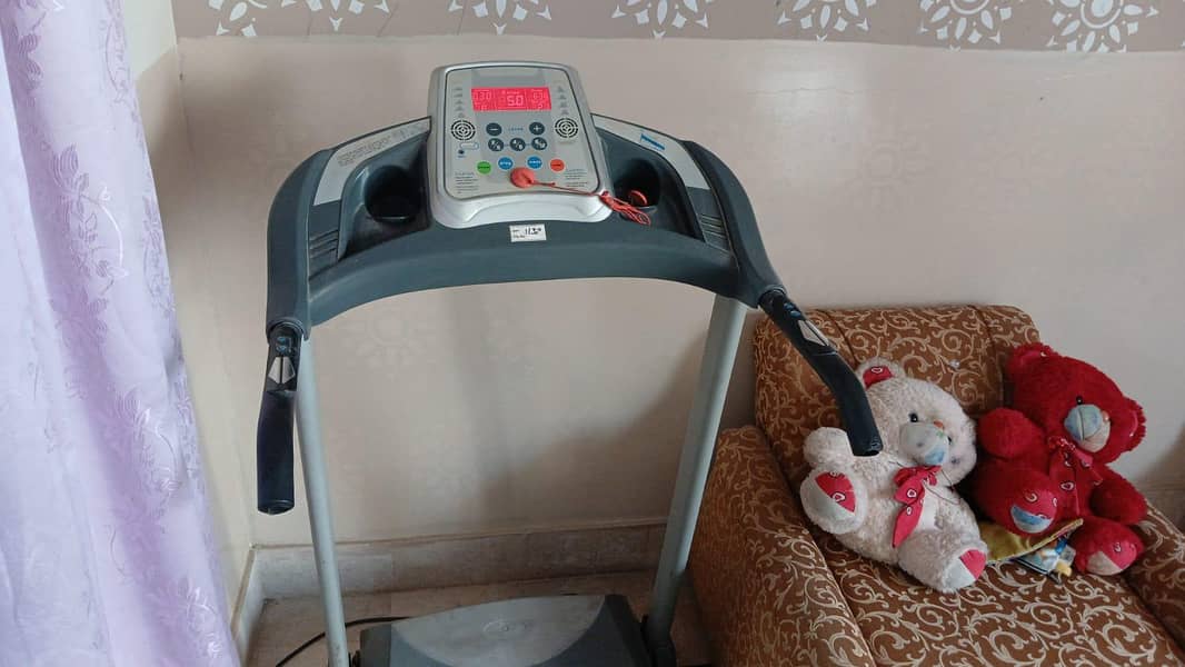 Treadmill – Compact Foldable Running Machine 4