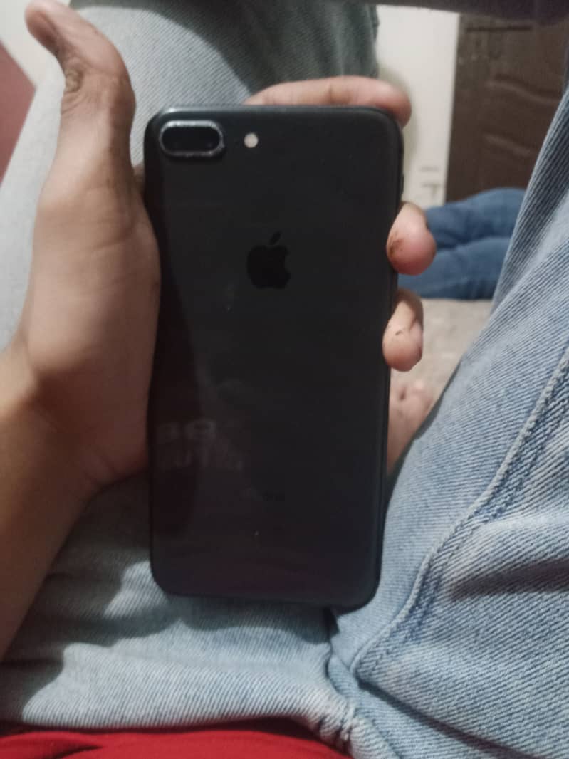 IPHONE 8 PLUS 2