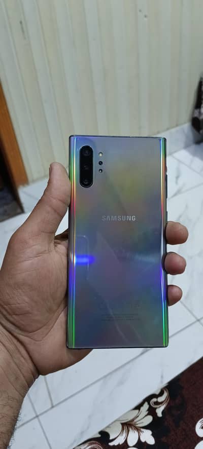 not 10 plus 12 gb 256 gb