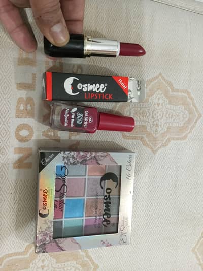 Lipsticks,Foundation,Eyeshade,Nail polish,Hair brush,Wrist watch
