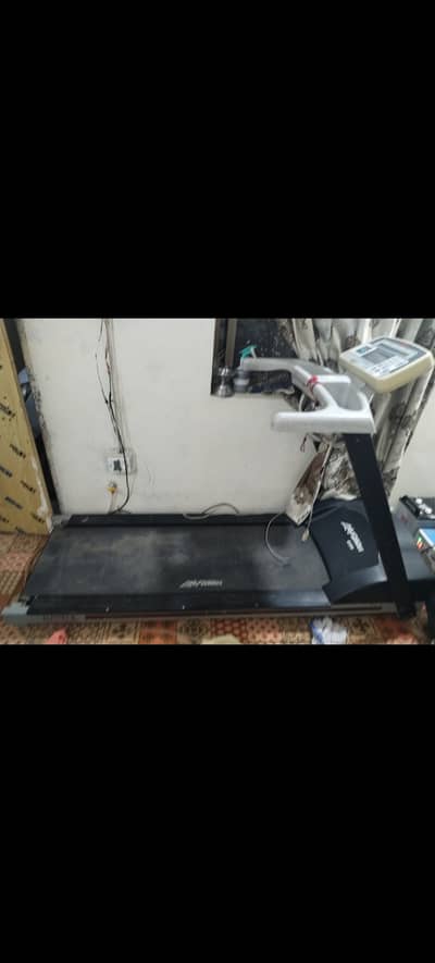 Life fitness original American treadmill