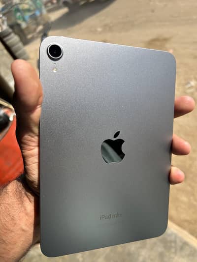 ipade mini 7A 17pro 256GB