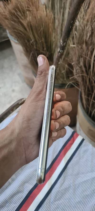 iPhone x 64 Gb battre 100