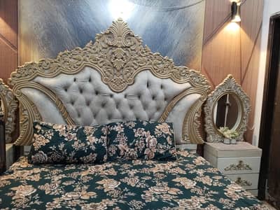 Beautifull White Bed