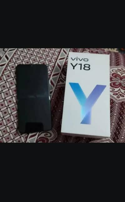 vivo y 18 6+6/128 for and exchange god phone 03001465661