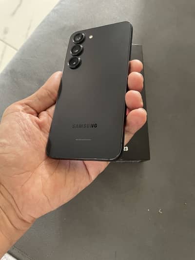 SAMSUNG Galaxy S23