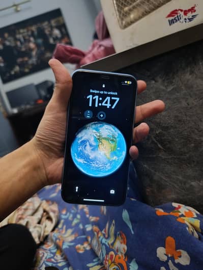 iPhone xr Blue 128 Gb JV  battery 79%