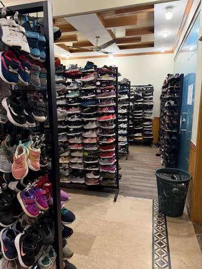 RUNNING BUSINESS (BRANDED & IMPORTED 100% ORIGNAL USED SHOES ) FOR SALE, HIGH PROFIT,READY SETUP DEMAND 50 LAKHS