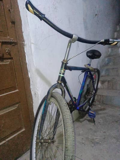 Best Cycle For Wheeling And Racing