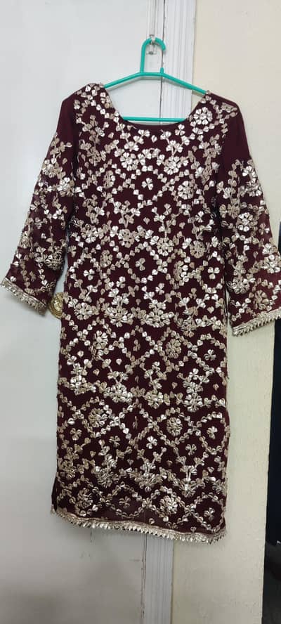 Self gotta work formal wear