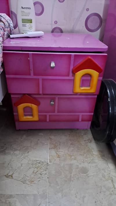 Kids Single bed with side table