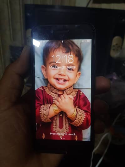 I phone 7 total original  full saf phone