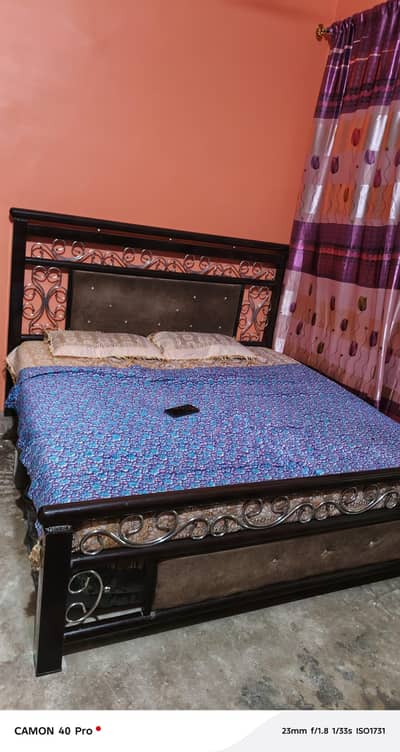 King Size Iron Bed